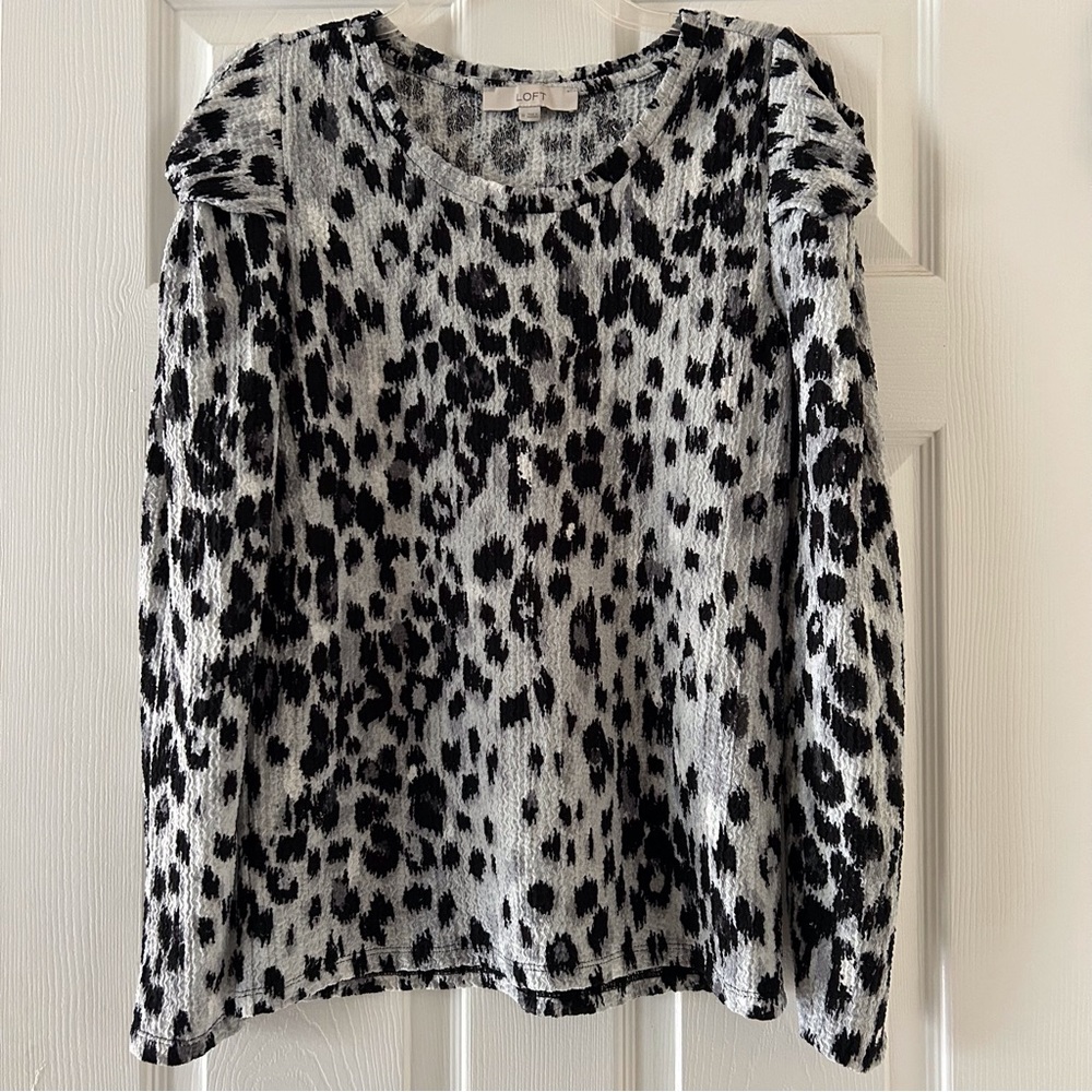 LOFT Animal Print Puff Sleeve Top - Picture 2 of 7